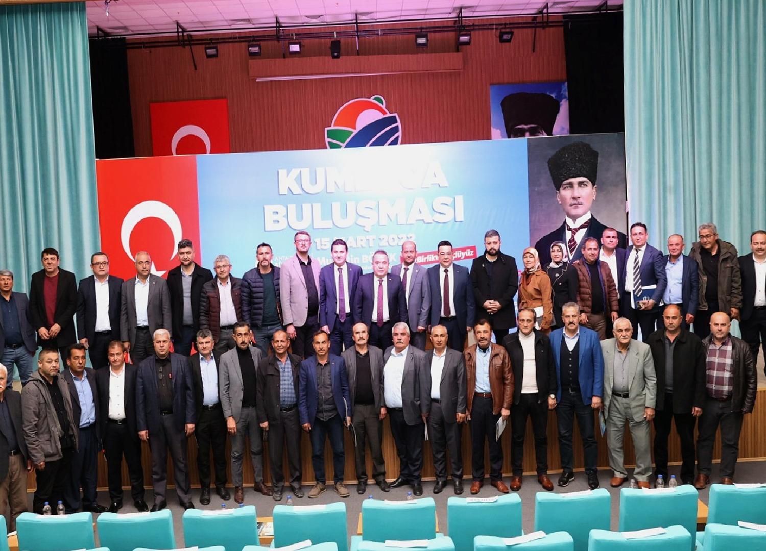 Başkan Böcek: “Çözüm odaklı çalışıyoruz, halkımıza hesap veriyoruz”